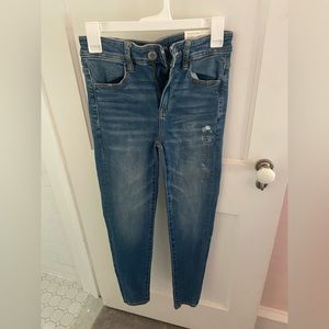 NWT American Eagle blue skinny jeans